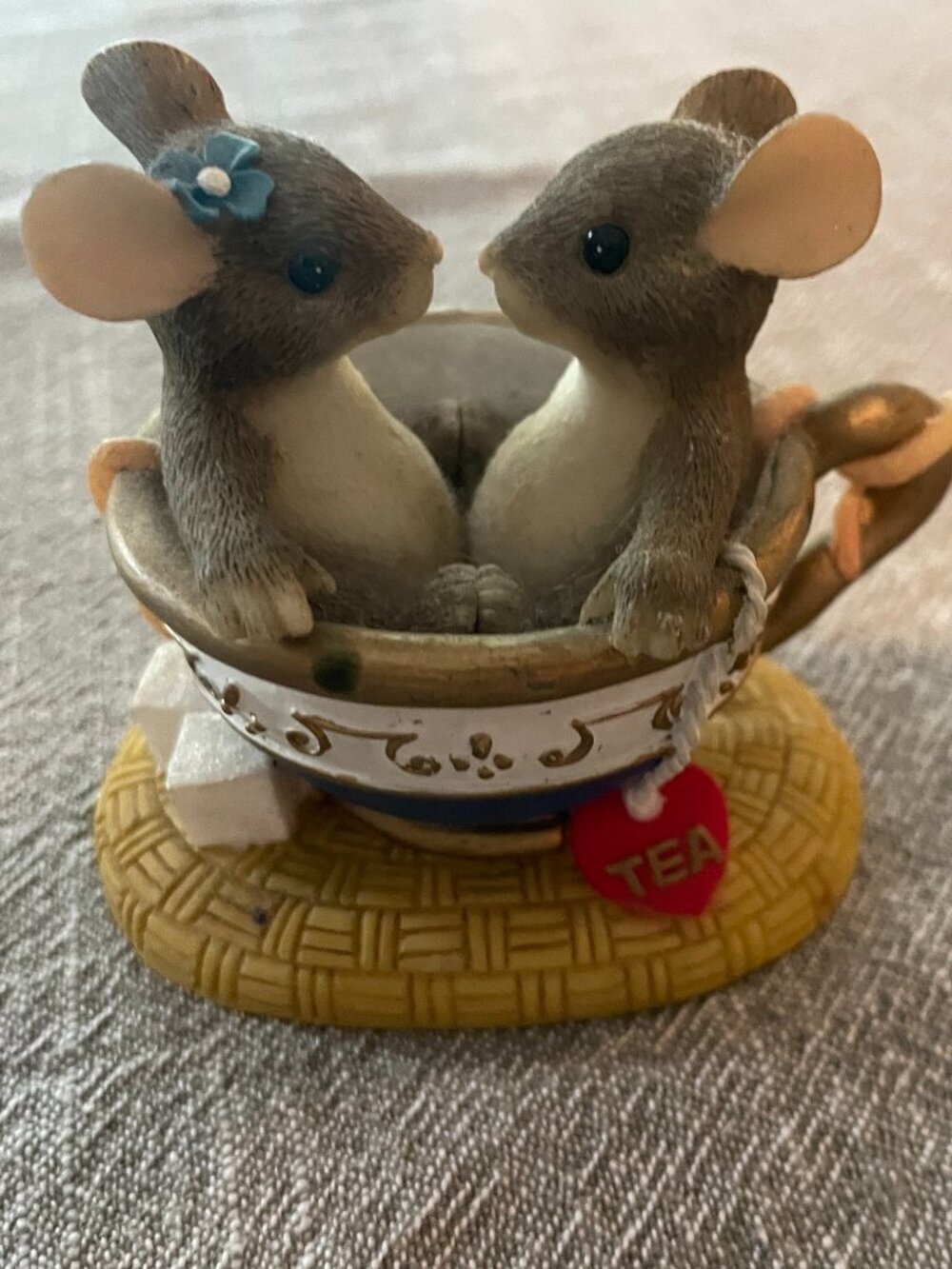 Charming Tails Fitz and Floyd “You Are My Cup Of Tea” Figurine Mouse Mice 89/762